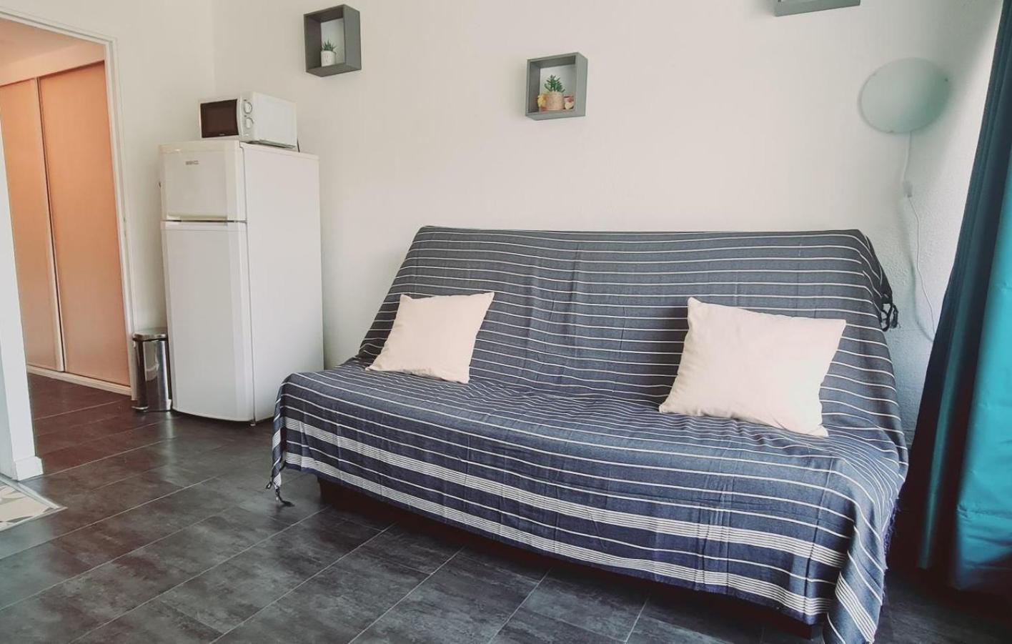 Apartment Escale Avec Piscine Le Grau-du-Roi